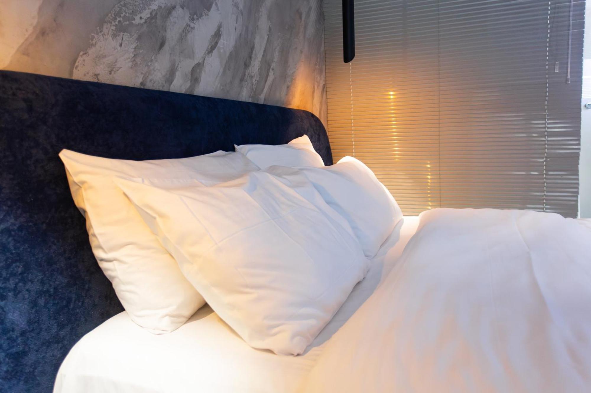 The Bubbles - Jacuzzi Hotel Tirana Bagian luar foto